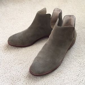 Suede olive green booties